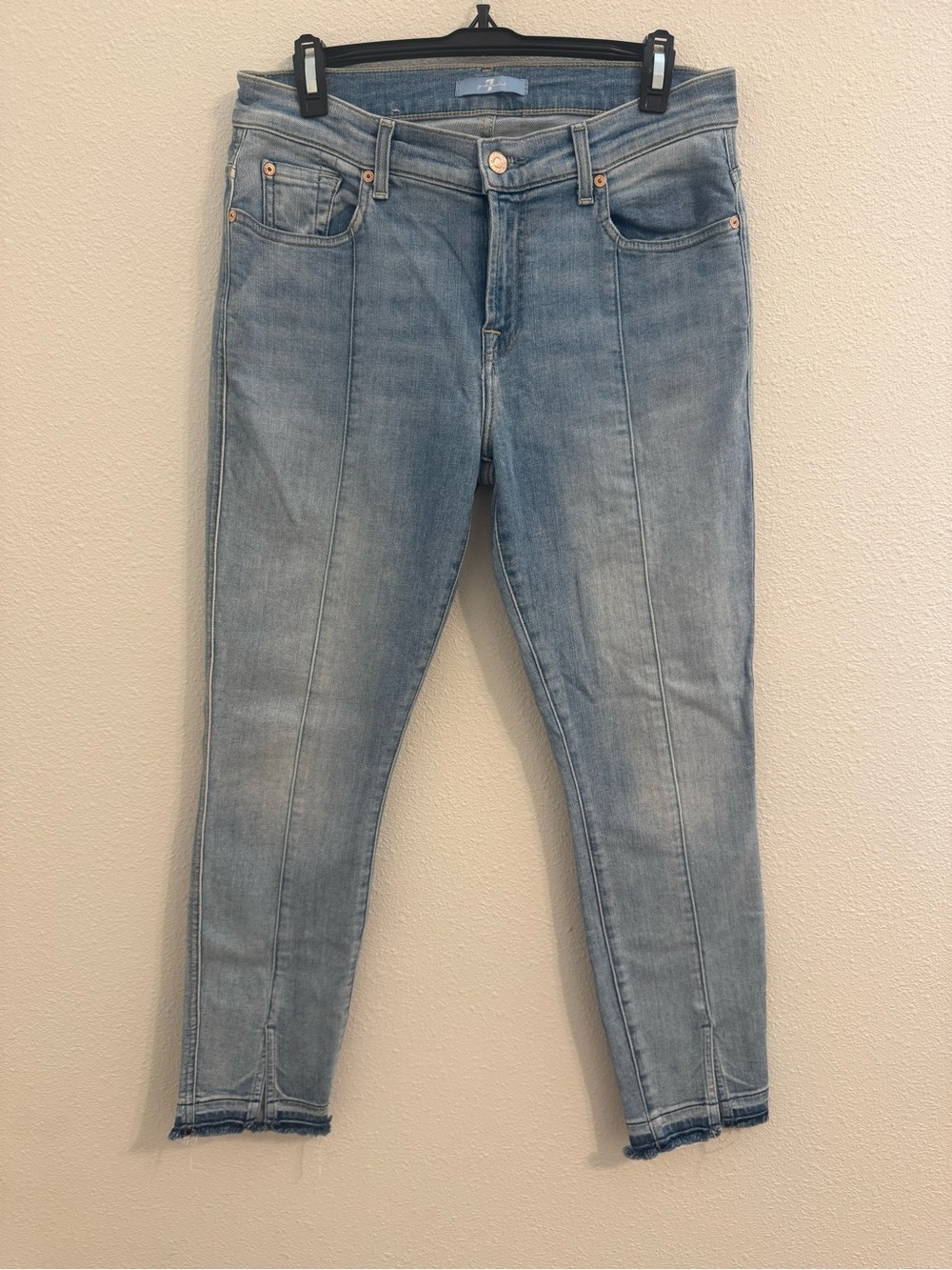 7 For All Mankind Size 30 Light Wash Split Cuff Hem Skinny Jeans